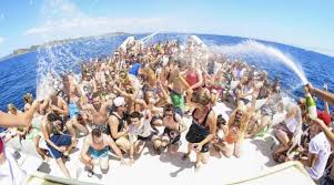 The Best Open-Air Parties in Cannes: Enjoy the French Riviera Vibes