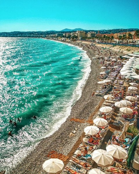 Luxuriate in Style: Exploring Private Beaches on the French Riviera