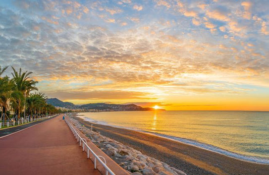 Cycling in Nice: Must-Visit Routes & Nightlife Spots