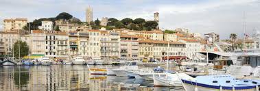 How to Meet Fellow Travelers and Expats in Cannes: A Guide for Socializing on the French Riviera