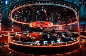 The Best Afterwork Parties in Cannes: Drinks, Bars & Live Music