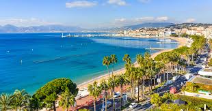 Unmissable Activities for Backpackers in Cannes: A Guide to Exploring the French Riviera