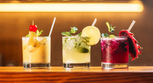Five Must-Try Cocktails for Your Pub Crawl Adventure in Nice