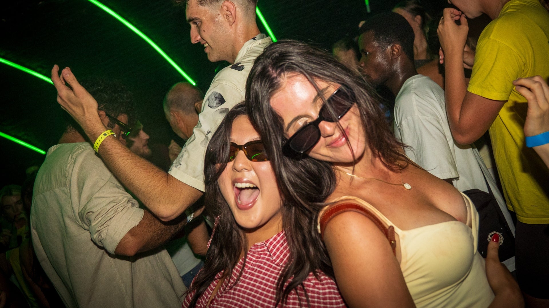 ORANGE BAR CRAWL NICE